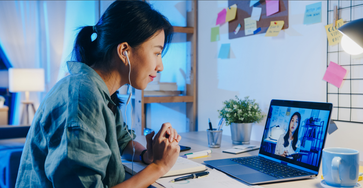 Cara Bangun Karier Kreatif Tanpa Harus Kerja di Kantor