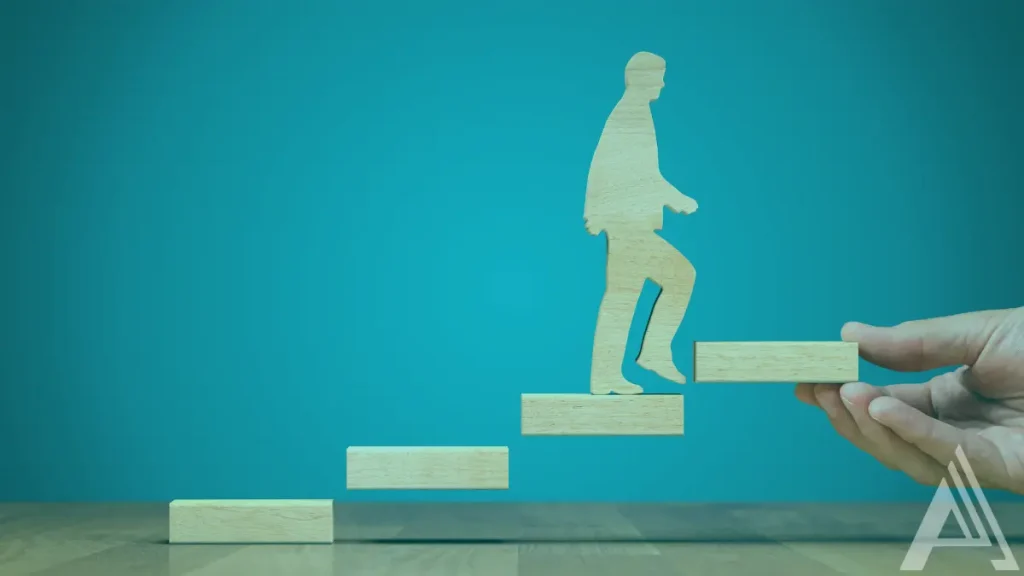 Ilustrasi orang memanjat tangga kesuksesan untuk melejitkan potensi diri dan karir