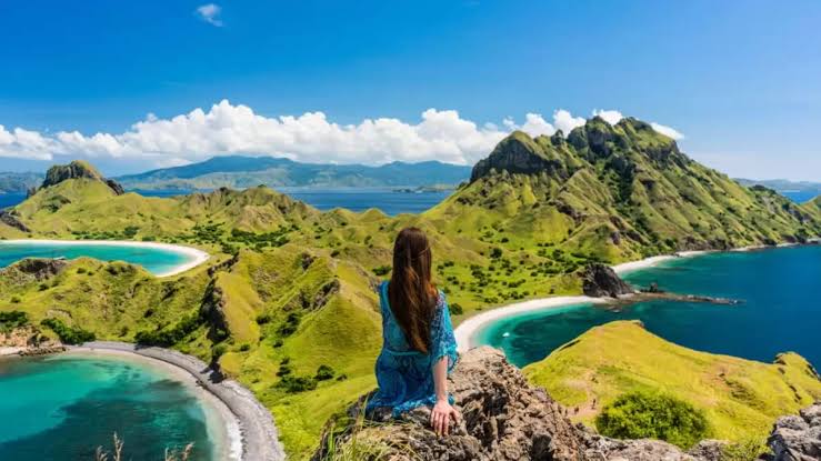 Tempat hiburan lokal 2025 dengan suasana ramai dan fasilitas rekreasi keluarga di Indonesia