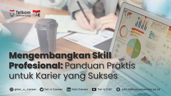 Ilustrasi profesional sedang belajar meningkatkan skill untuk pengembangan karier dan meraih peluang kerja yang lebih baik.