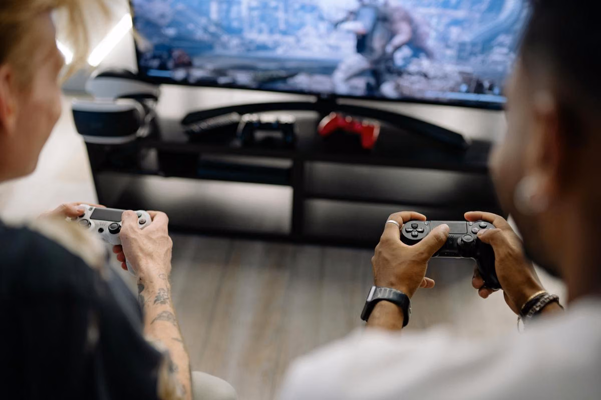 Review Tiap Game dan Pilihan Game untuk Komunitas Gaming Review tiap game untuk membantu memilih permainan sesuai gaya bermain dan kebutuhan komunitas gaming