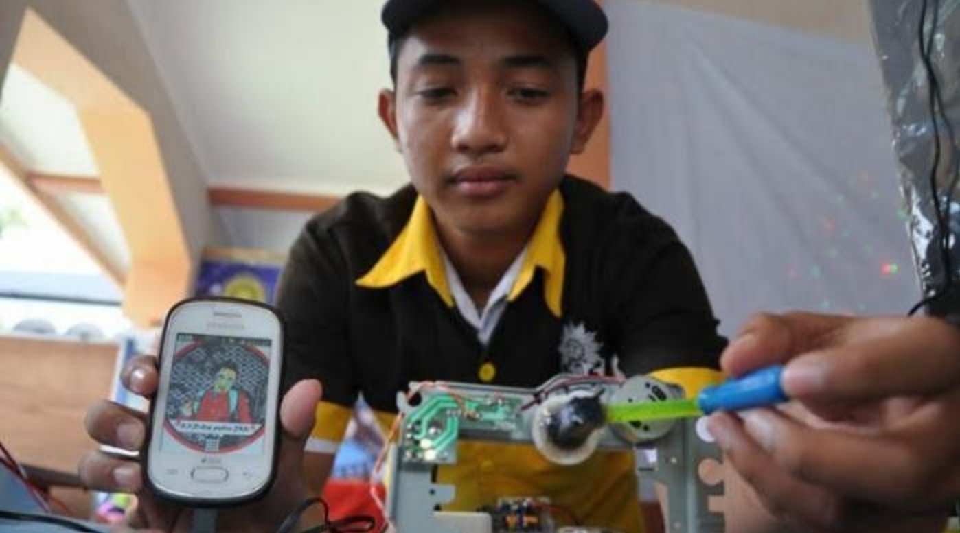 Karya anak bangsa hasil kreativitas lokal Indonesia